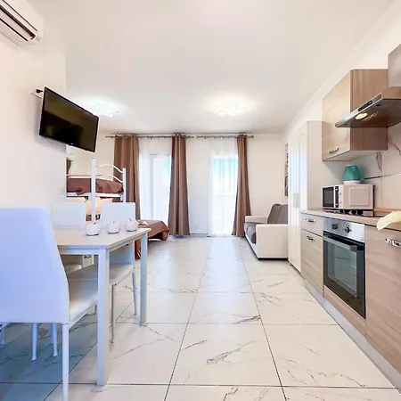 Daire Bright Close To The Sea Bibione