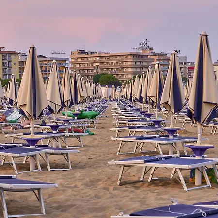 Daire Bright Close To The Sea Bibione